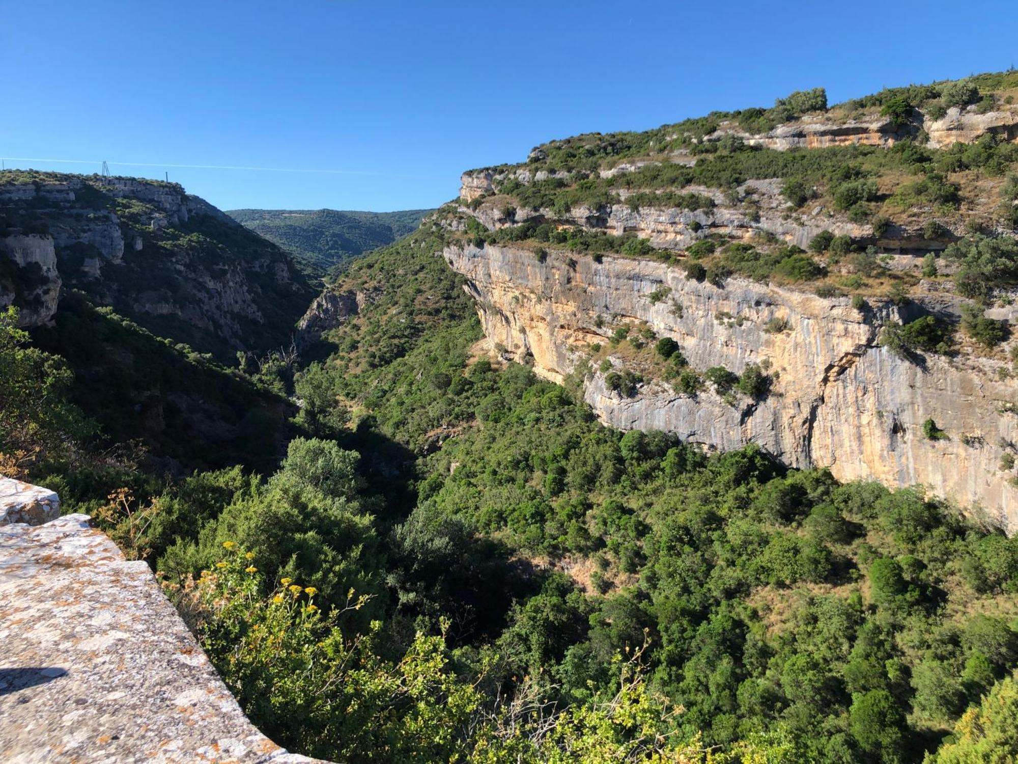 Maison Du Midi, 2 Gites De Charme Ginestas Bagian luar foto